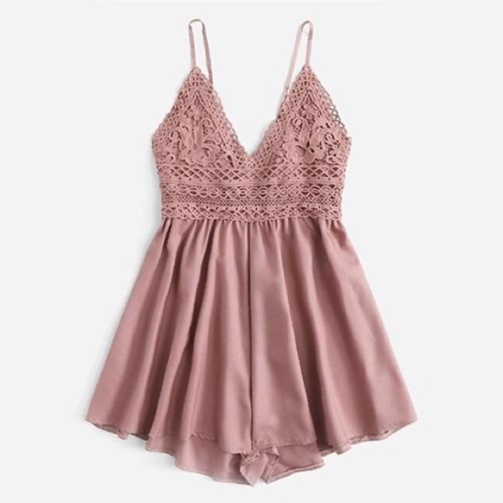 Contrast Crochet Lace Self-Tie Cami Romper - Picture 7 of 12